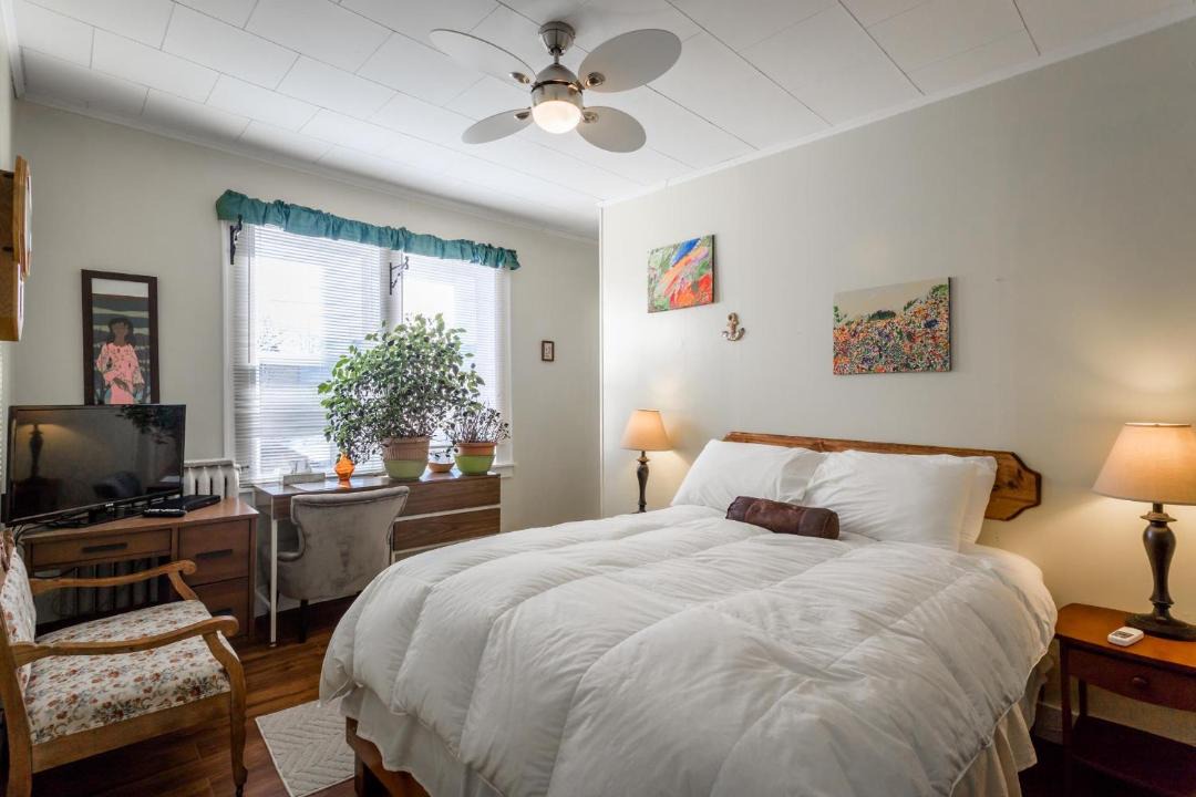 Photo of Bedroom in Yarmouth