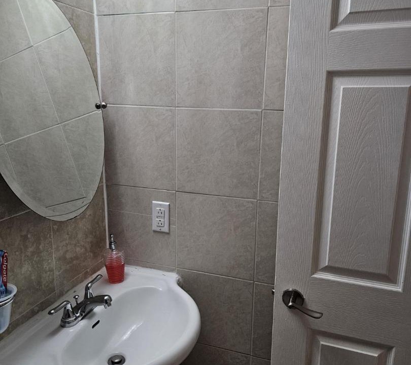 Photo of Bathroom in Arbour Lake