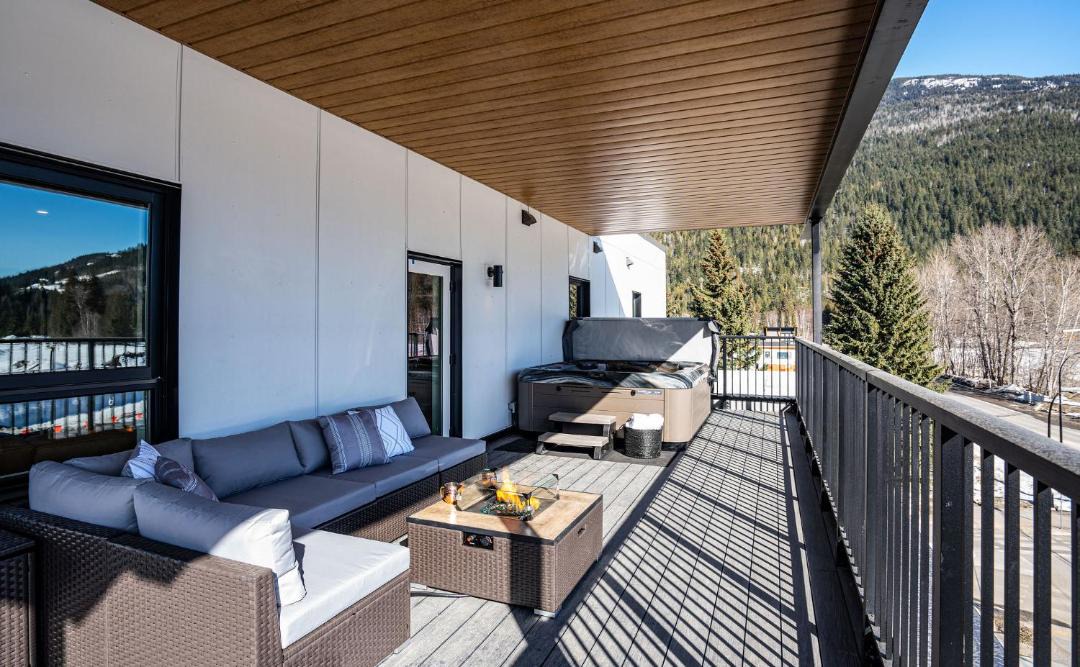 Photo of Patio Balcony in Revelstoke