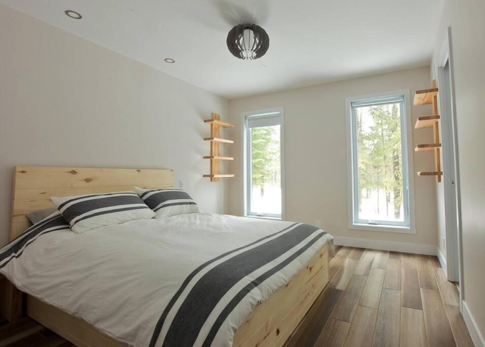 Photo of Bedroom in Petite-Riviere-Saint-Francois