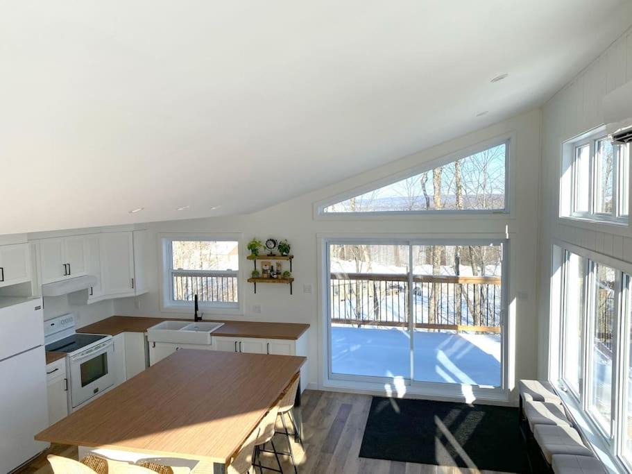 Photo of Livingroom in Mont-Laurier