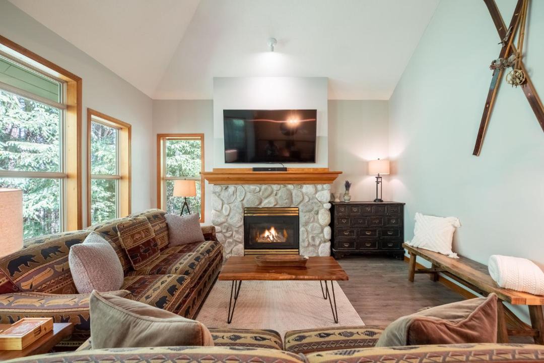 Photo of Livingroom in Upper Village