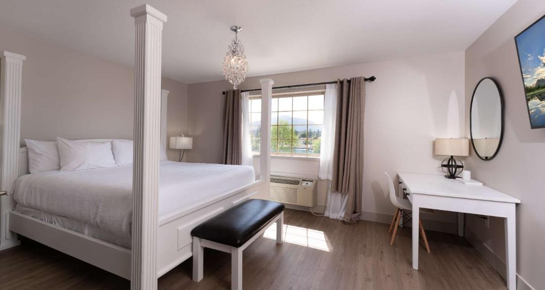 Photo of Bedroom in East Kootenay