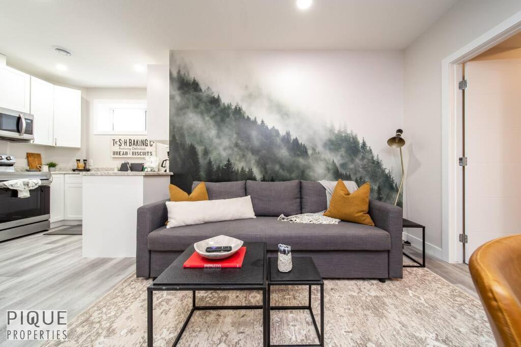 Photo of Livingroom in Old Strathcona