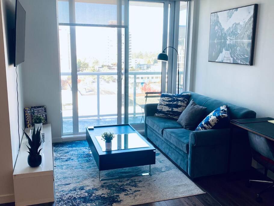 Photo of Livingroom in Central Lonsdale