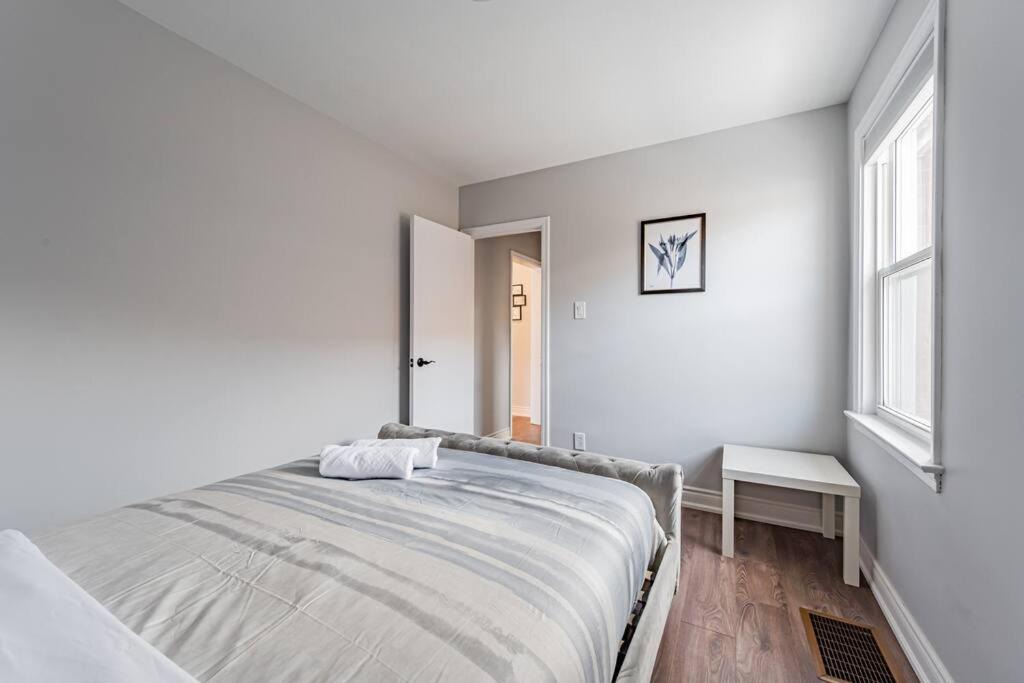 Photo of Bedroom in The Queensway