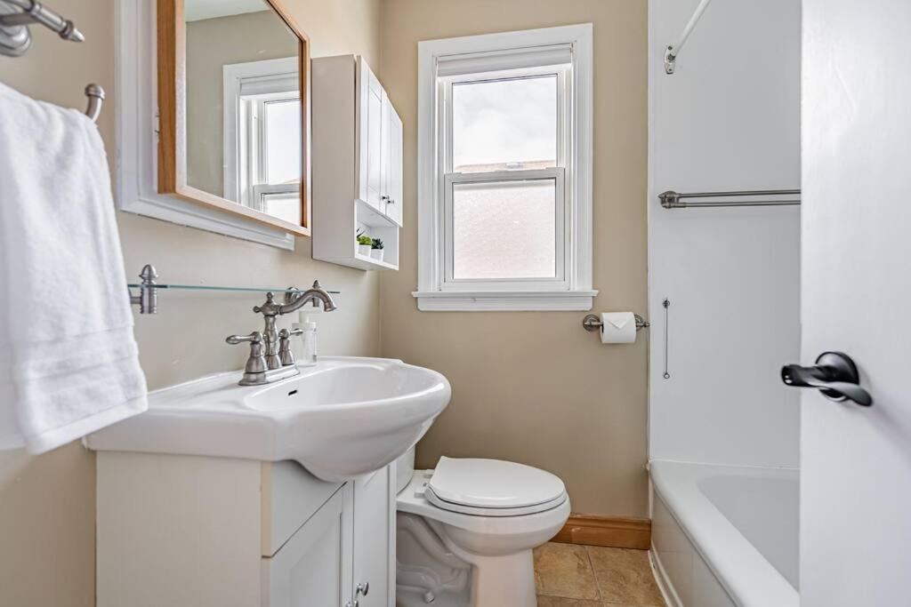 Photo of Bathroom in The Queensway