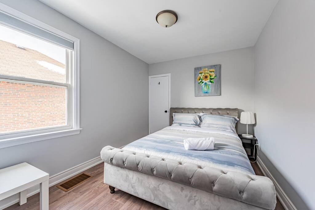 Photo of Bedroom in The Queensway