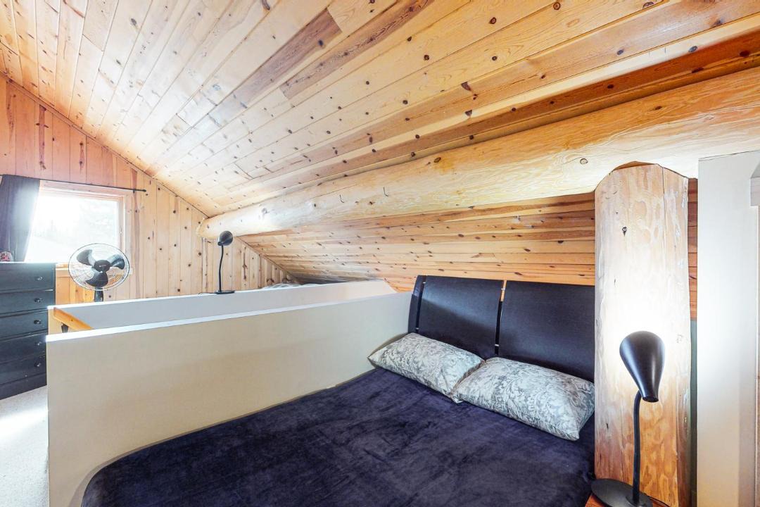 Photo of Bedroom in Lac Le Jeune