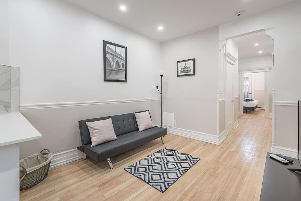 Photo of Livingroom in Mile End