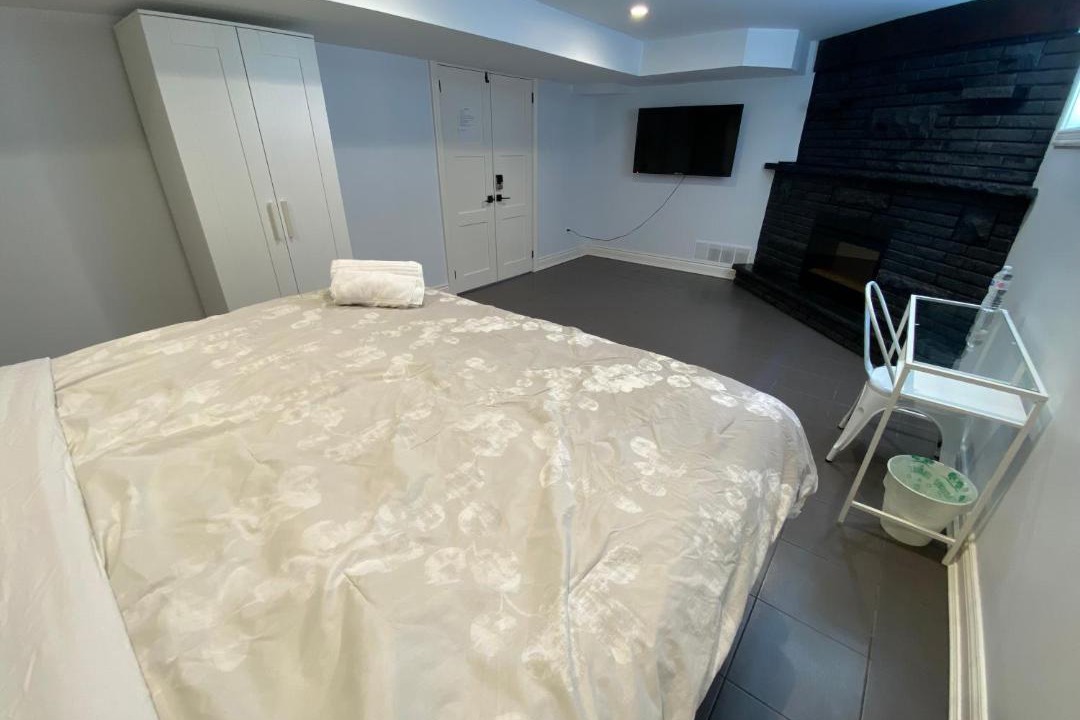 Photo of Bedroom in Willowdale