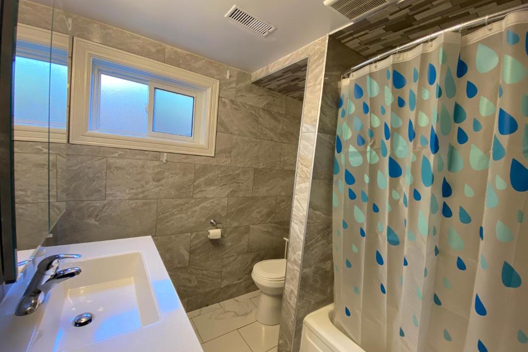 Photo of Bathroom in Willowdale