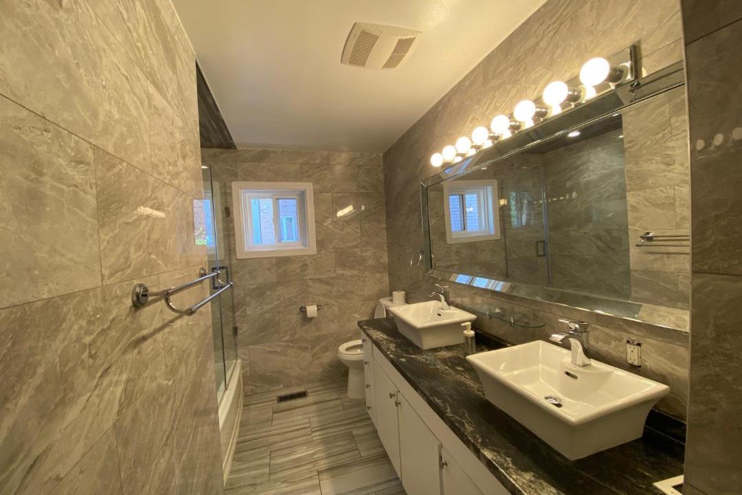 Photo of Bathroom in Newtonbrook
