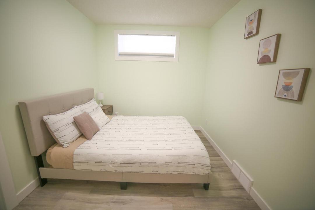 Photo of Bedroom in Springbank Hill