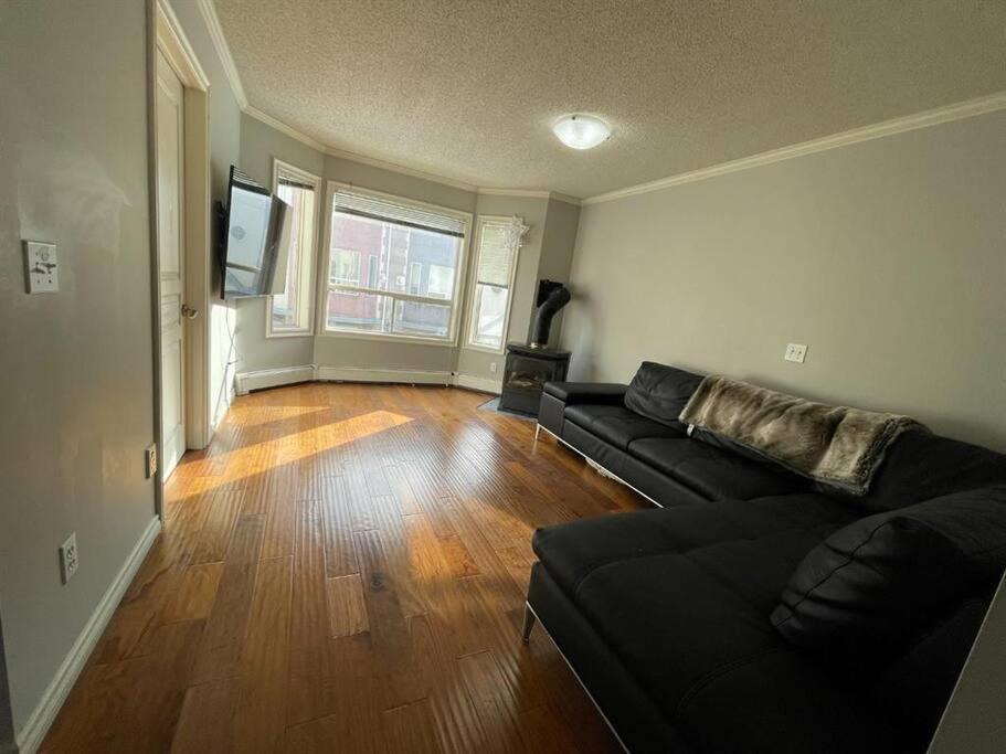 Photo of Livingroom in Connaught