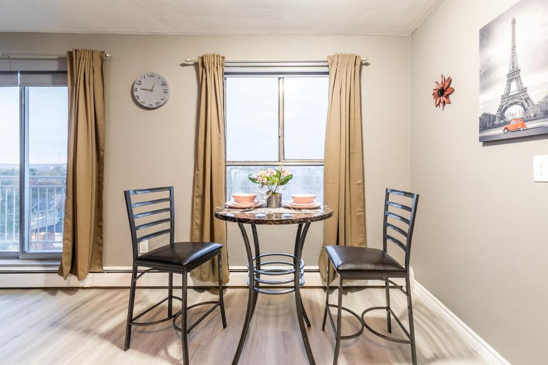 Photo of Livingroom in Rosedale