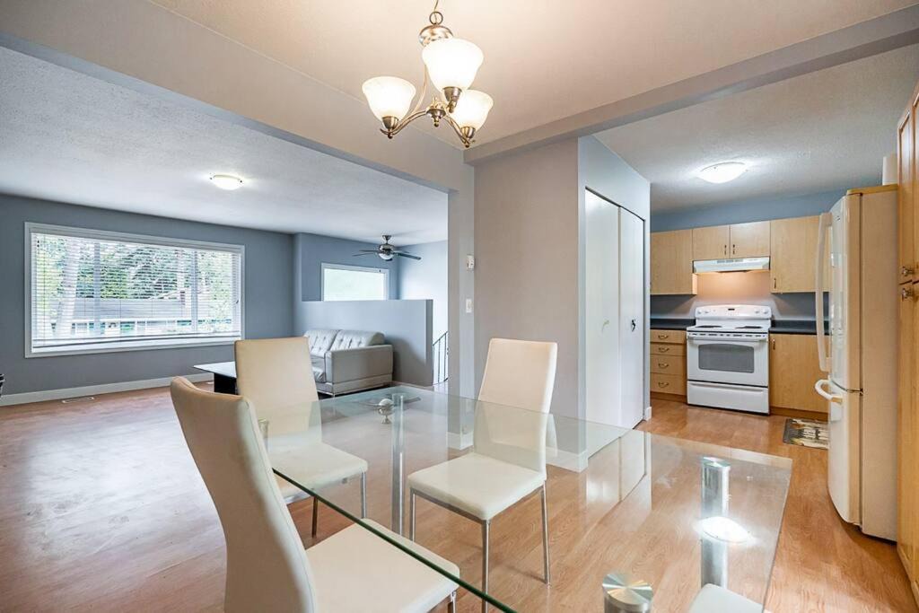 Photo of Livingroom in Clearbrook