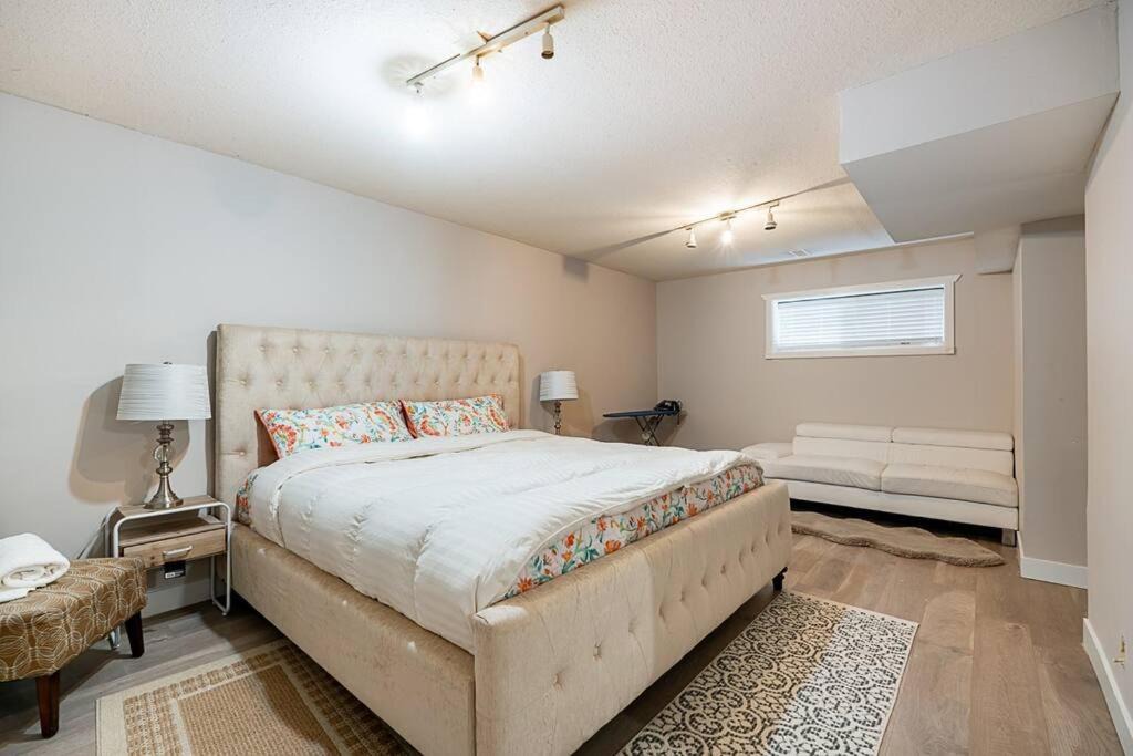 Photo of Bedroom in Newton