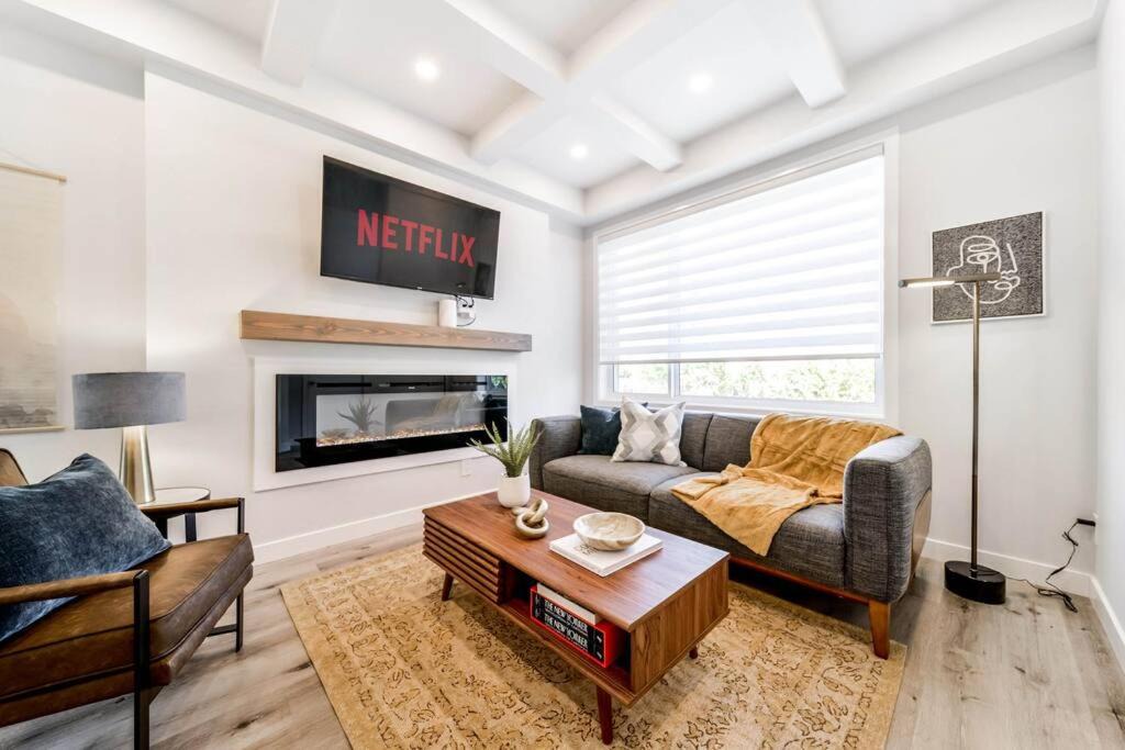 Photo of Livingroom in Jasper Place