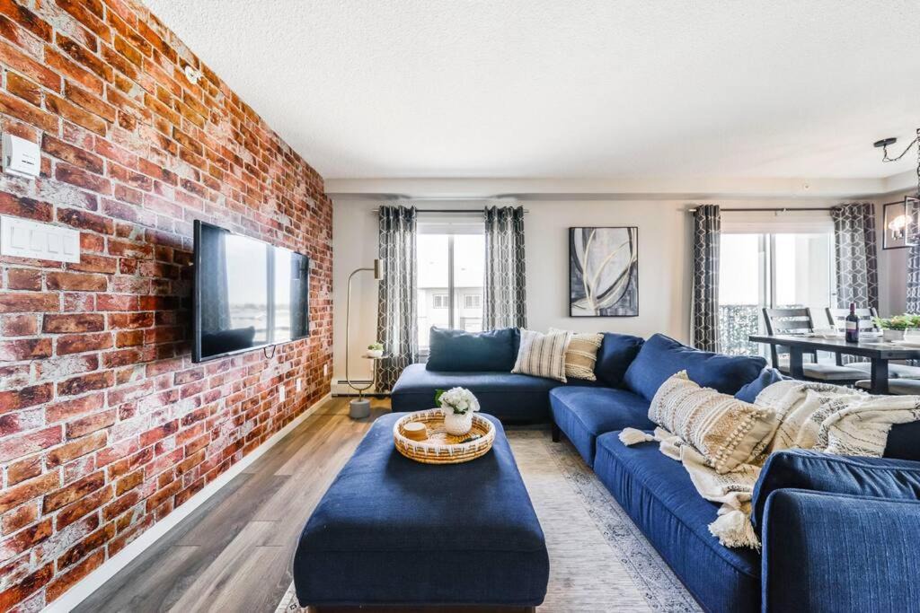 Photo of Livingroom in Southwest Edmonton
