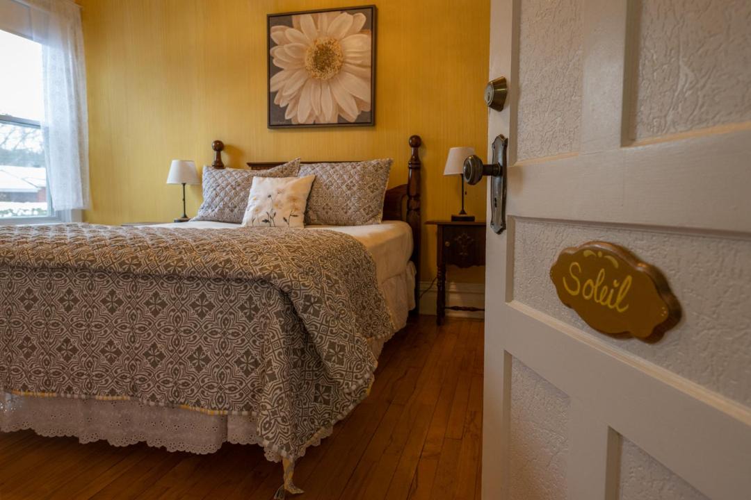 Photo of Bedroom in Magog