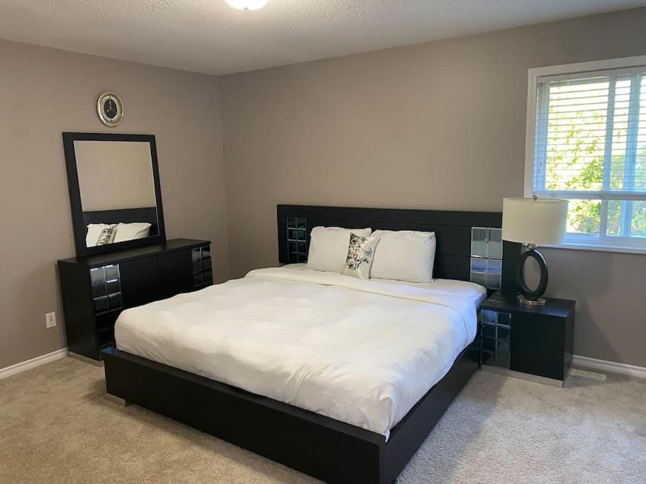 Photo of Bedroom in Langley