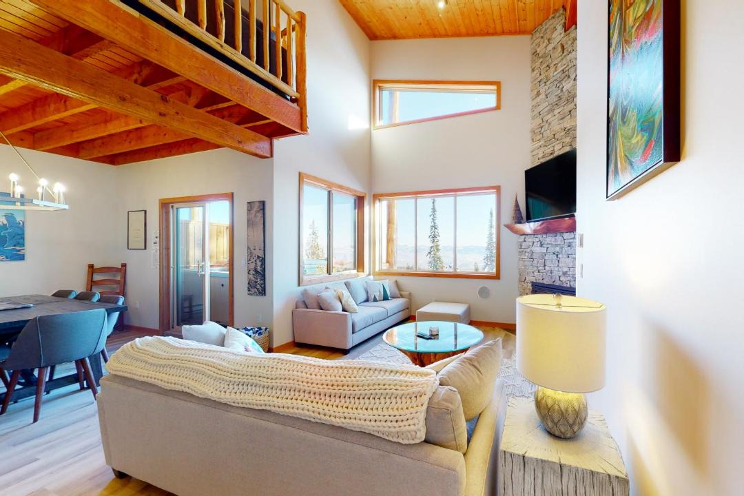 Photo of Livingroom in Big White Ski Resort