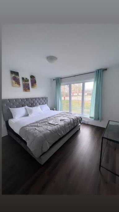 Photo of Bedroom in Aylmer