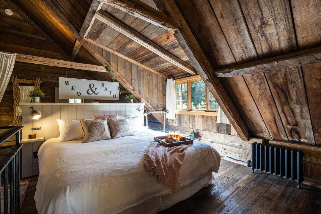 Photo of Bedroom in Val-des-Lacs