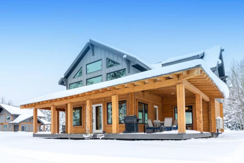 Photo of Buildings in Central Okanagan
