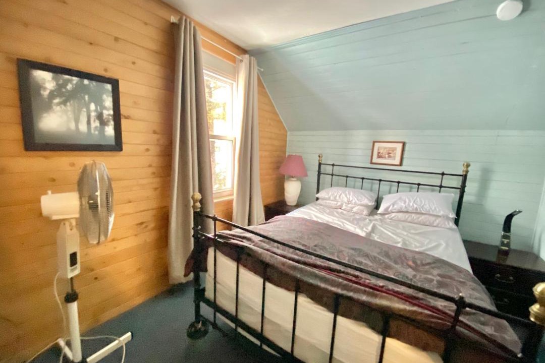 Photo of Bedroom in Manitoulin District