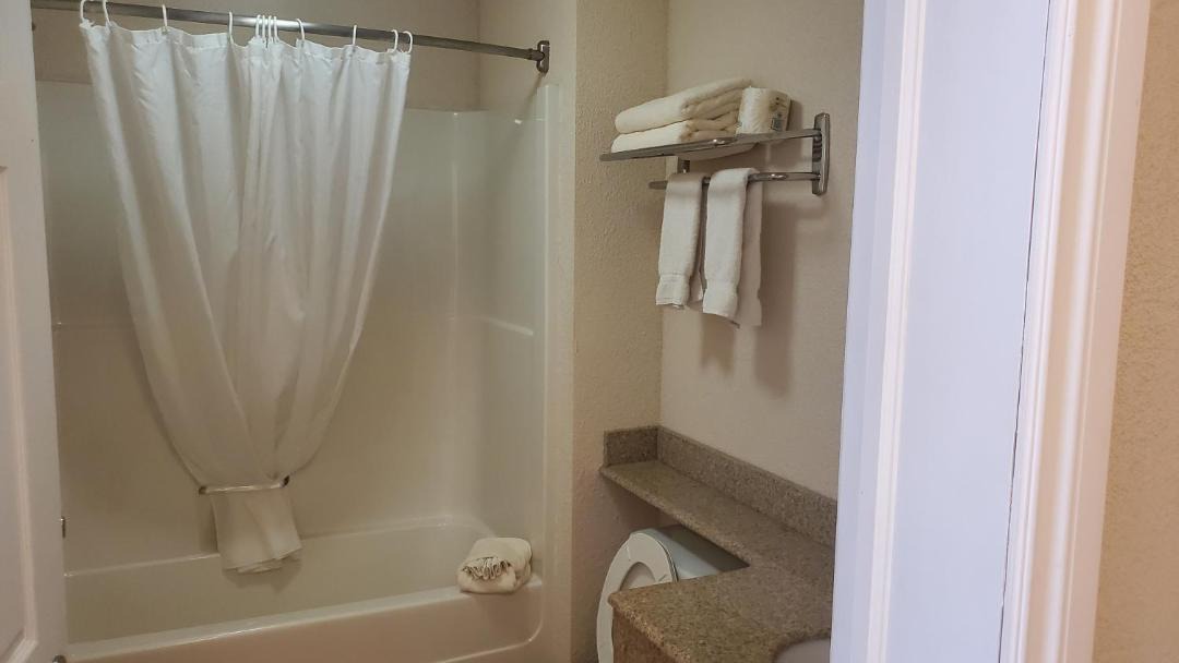 Photo of Bathroom in Wabamun