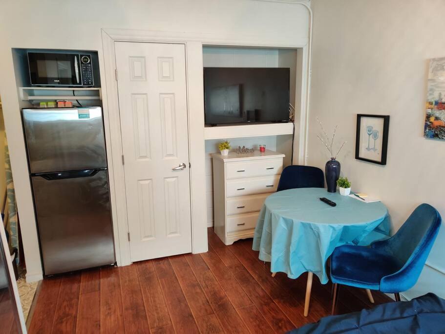 Photo of Livingroom in Regina