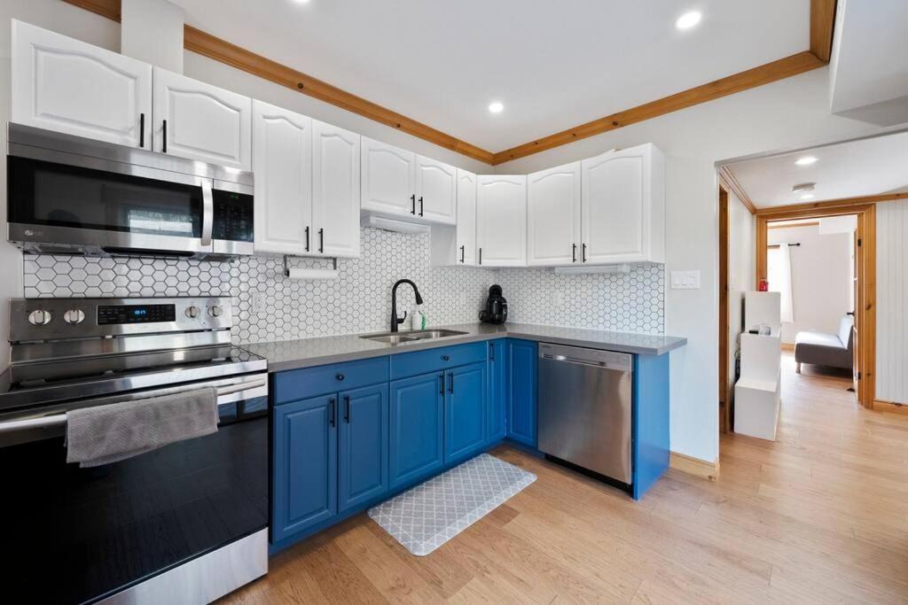 Photo of Kitchen in Waubaushene