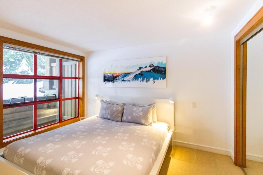 Photo of Bedroom in Blackcomb