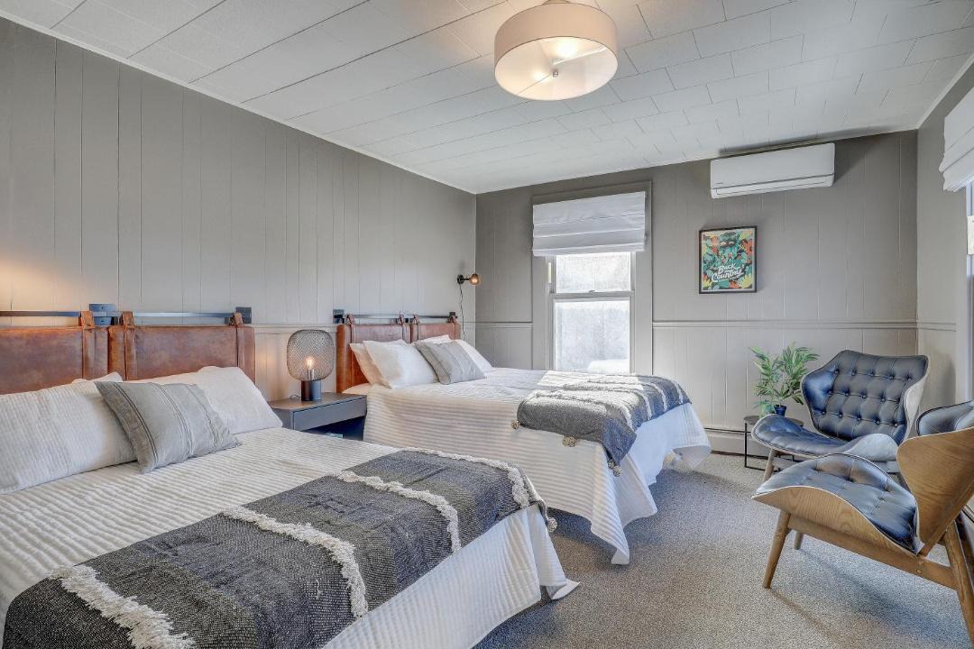 Photo of Bedroom in Magog