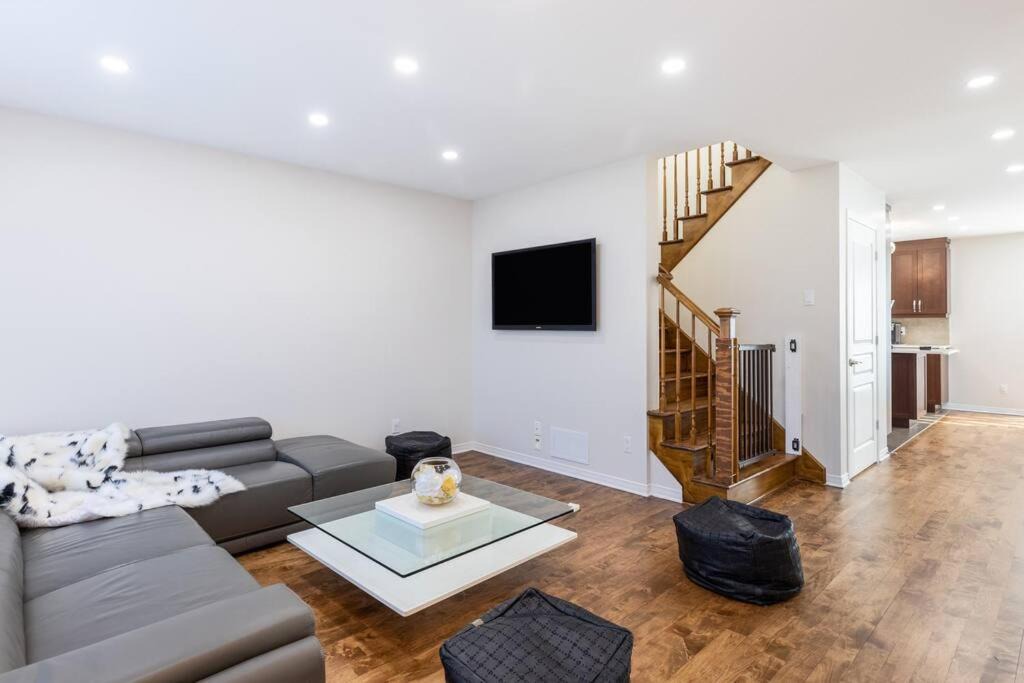 Photo of Livingroom in L'Ile-Bizard