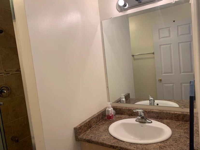 Photo of Bathroom in Churchill Meadows