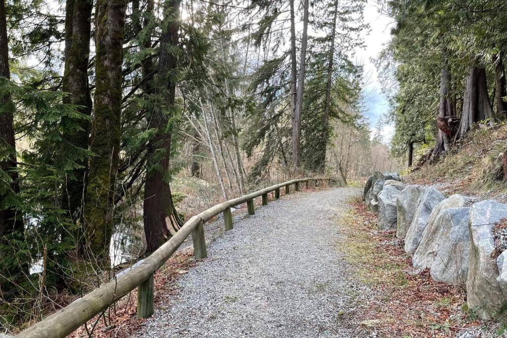 Photo of Others in Maple Ridge