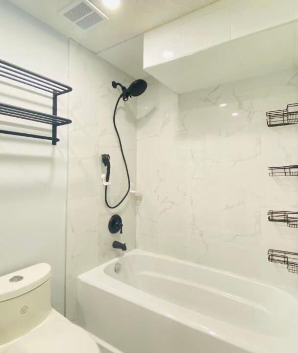 Photo of Bathroom in Canyon Meadows