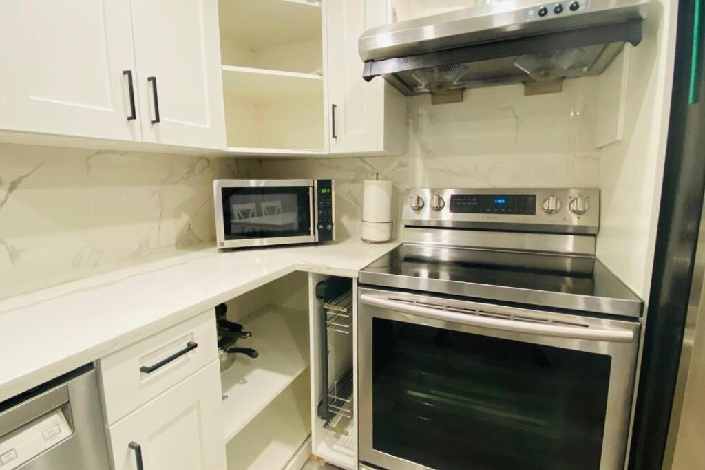 Photo of Kitchen in Canyon Meadows