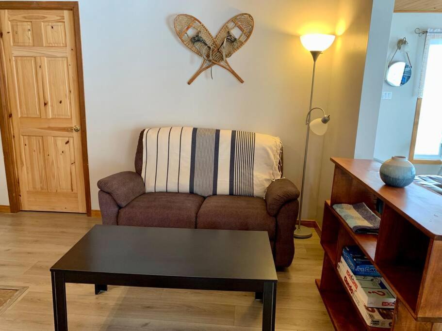 Photo of Livingroom in Saint-David-de-Falardeau