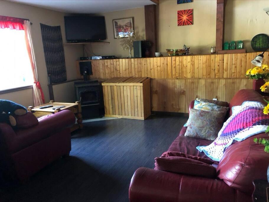 Photo of Livingroom in Central Okanagan