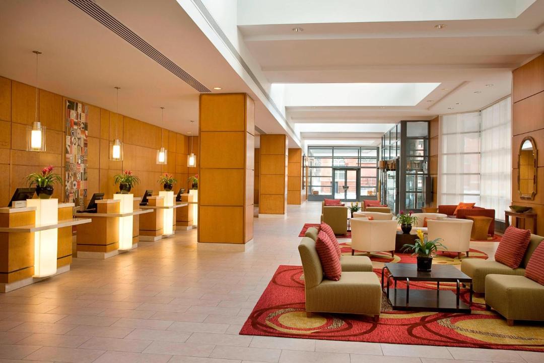 Photo of Livingroom in Bay Street Corridor