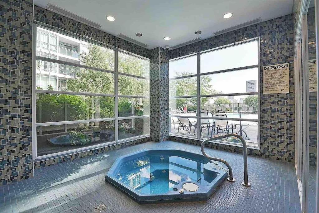 Photo of Outdoor in Humber Bay