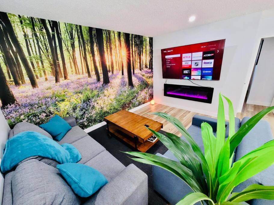 Photo of Livingroom in Port Coquitlam