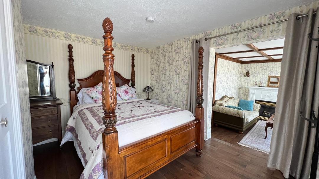 Photo of Bedroom in Niagara Falls