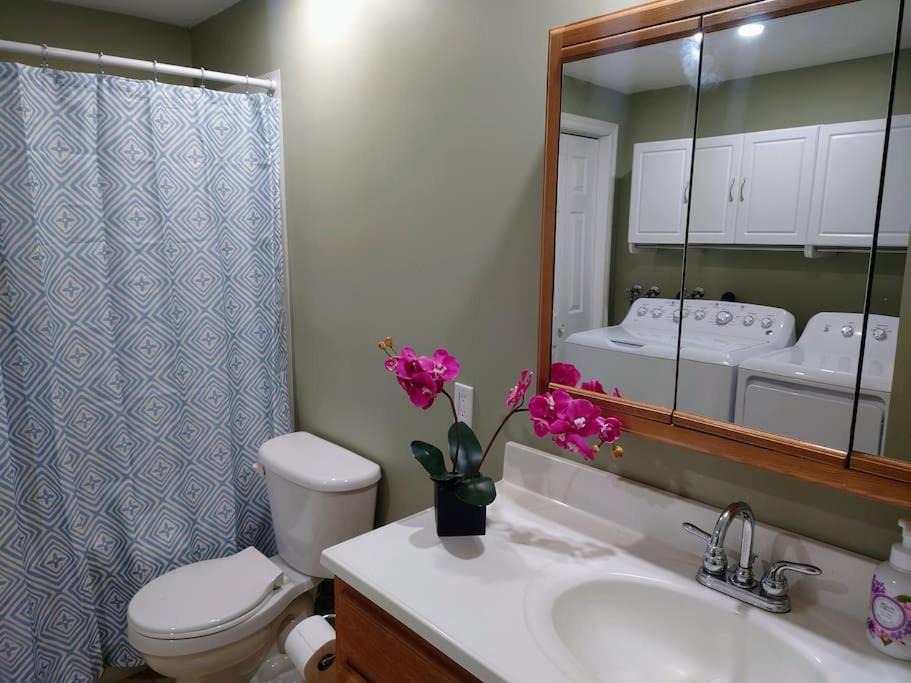 Photo of Bathroom in Linkletter