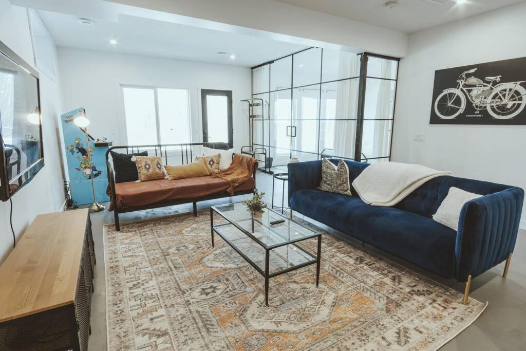 Photo of Livingroom in Northwest Edmonton