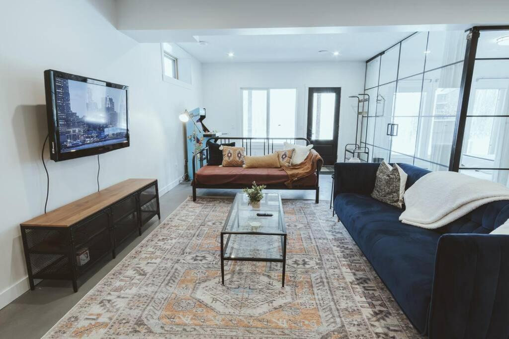 Photo of Livingroom in Northwest Edmonton